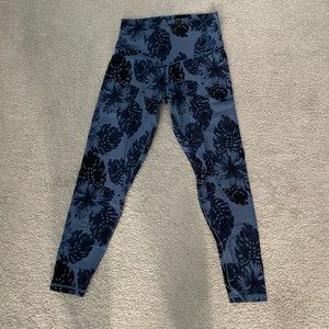 Aerie Chill Play Move Leggings